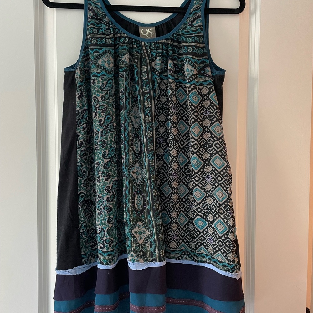 Anthropologie Patterned Sleeveless Tunic Top with Blue Accents